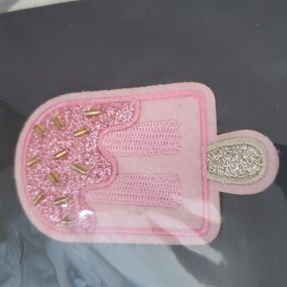 ARTMINDS IRON-ON PATCH - Picture 2 of 4